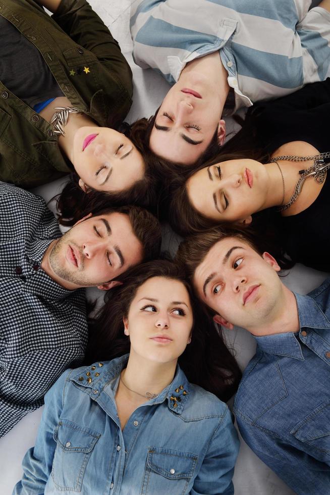 happy teens group photo