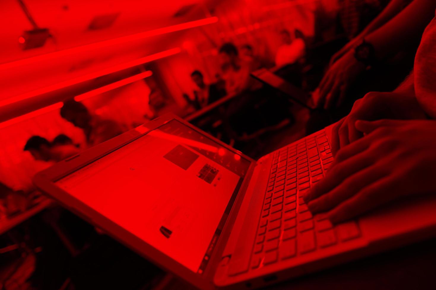 it students view photo