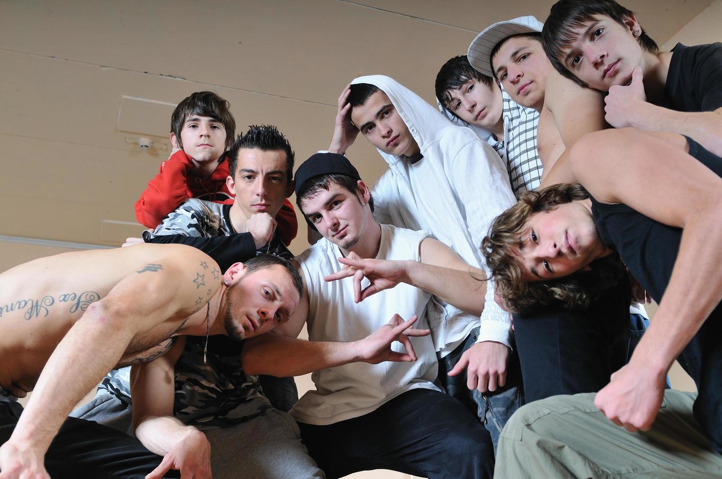 Breakdance group view photo