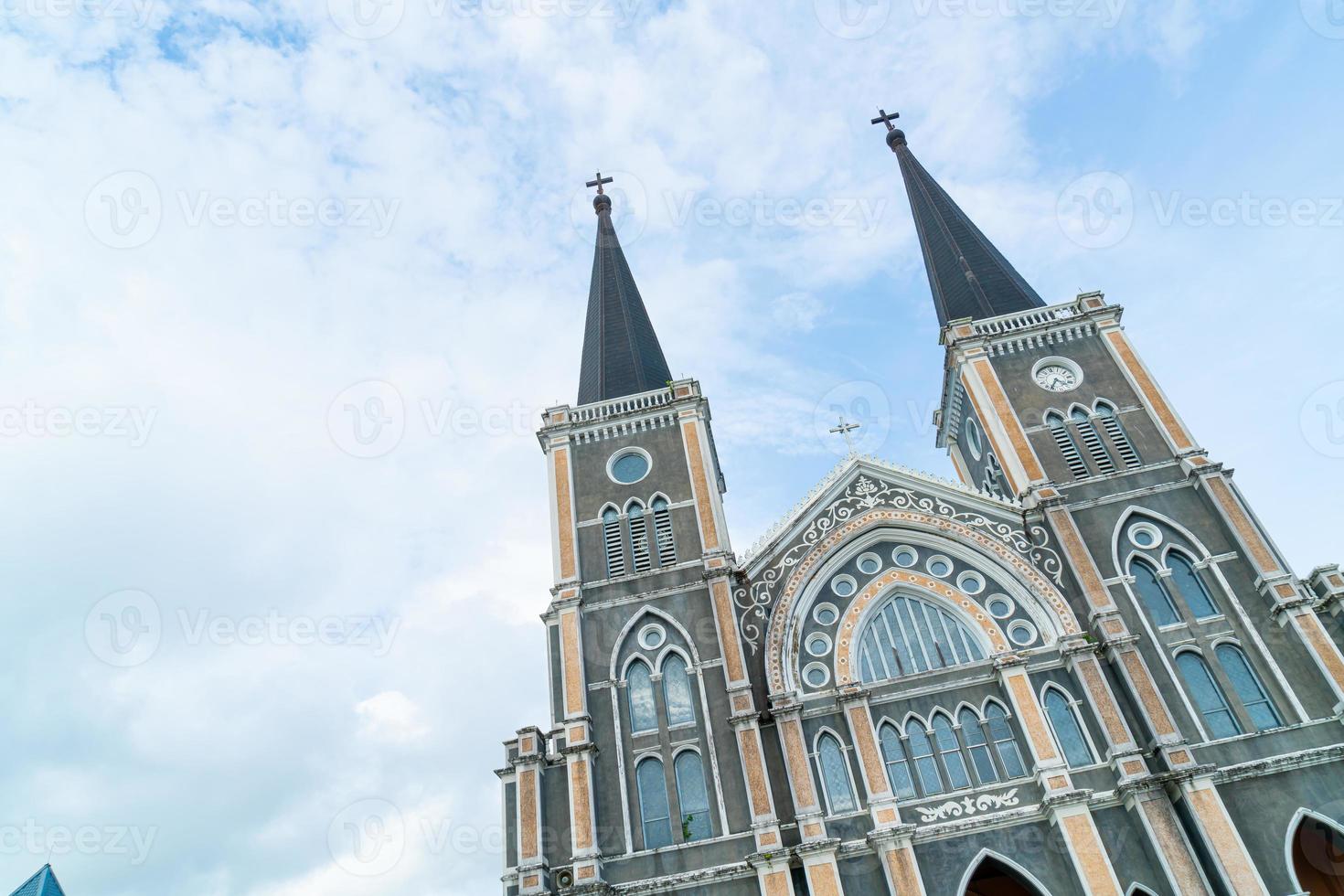 catedral de la inmaculada concepción en chanthaburi en tailandia foto