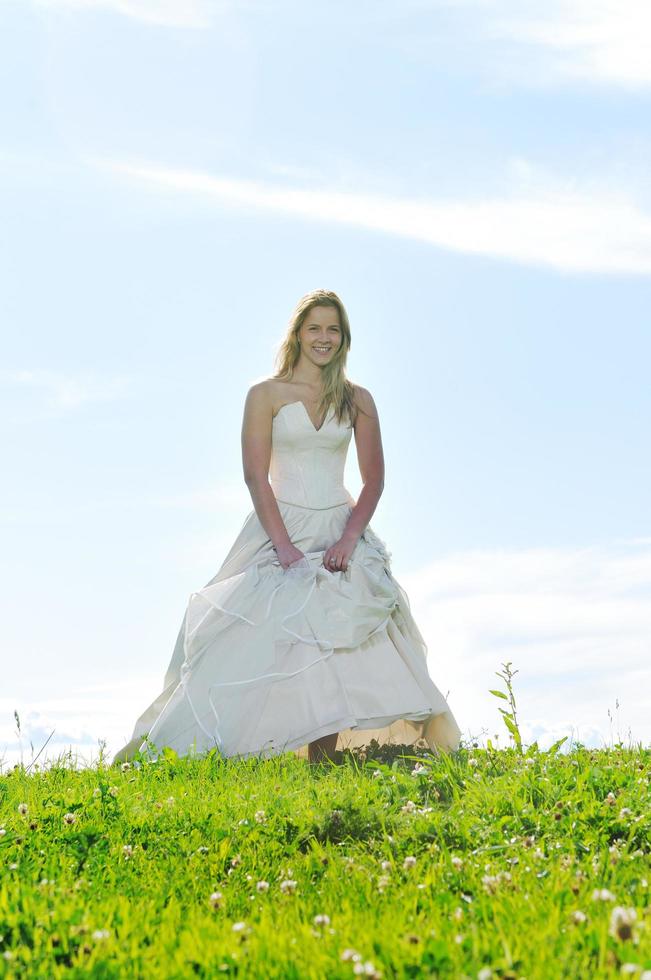 beautiful bride outdoor photo