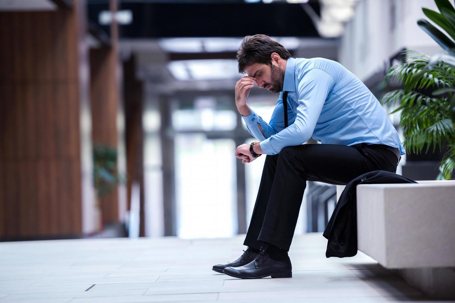 frustrated young business man photo