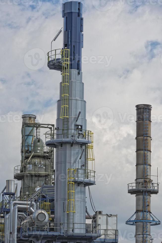 oil refinery photo