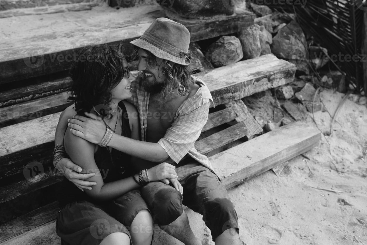 retrato de pareja al aire libre foto