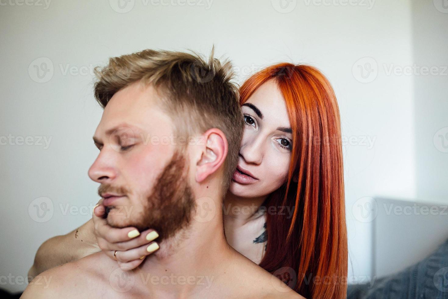 Couple pregnancy portrait photo