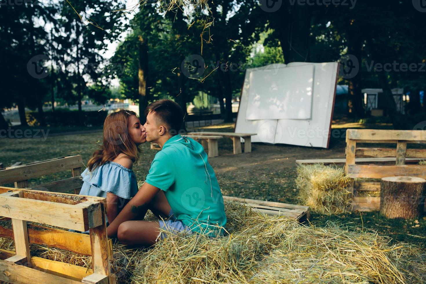 Couple outdoor portrait photo