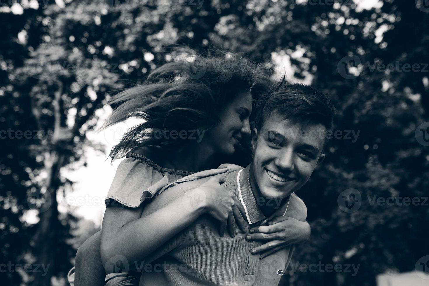 Couple outdoor portrait photo
