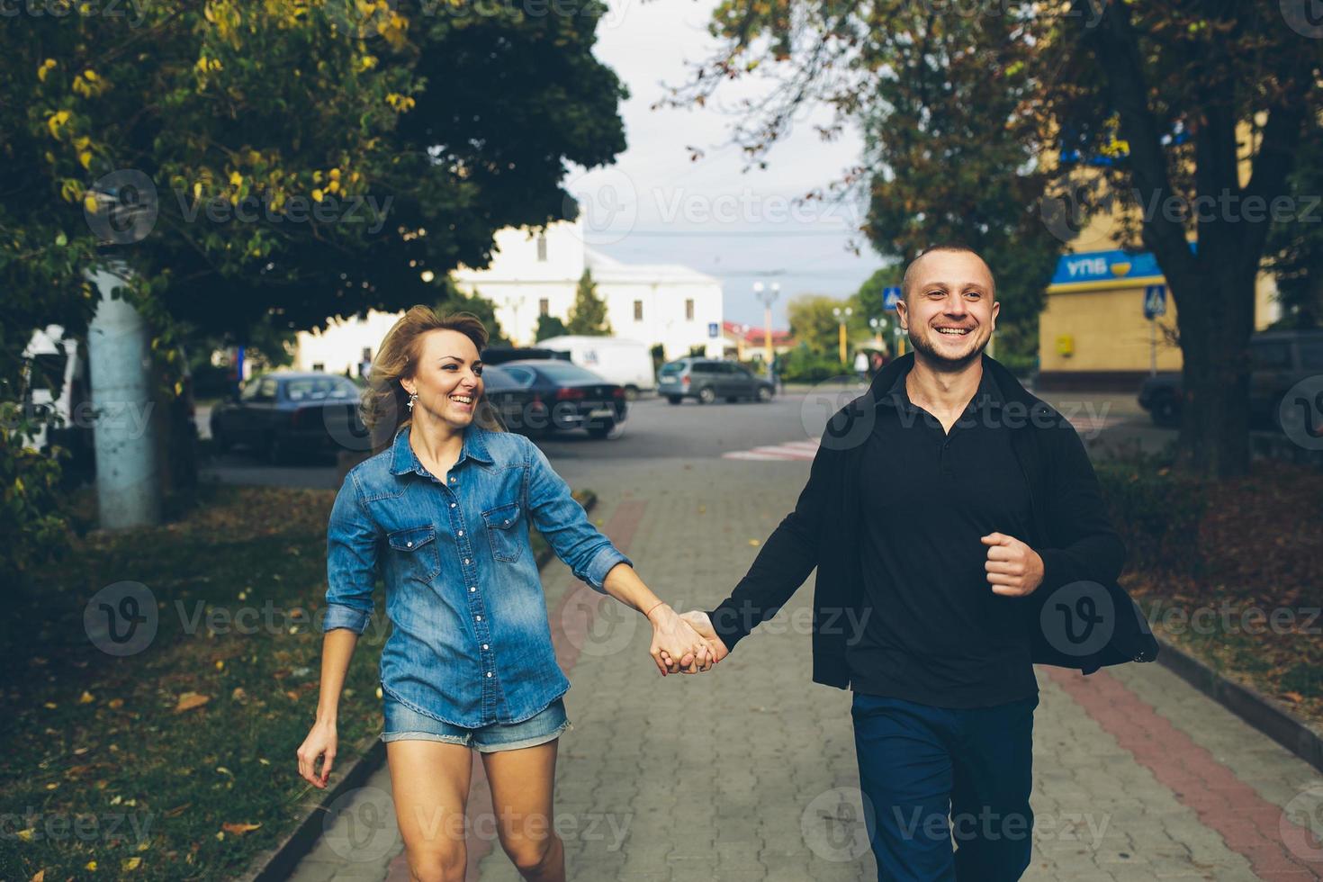 Couple outdoor portrait photo