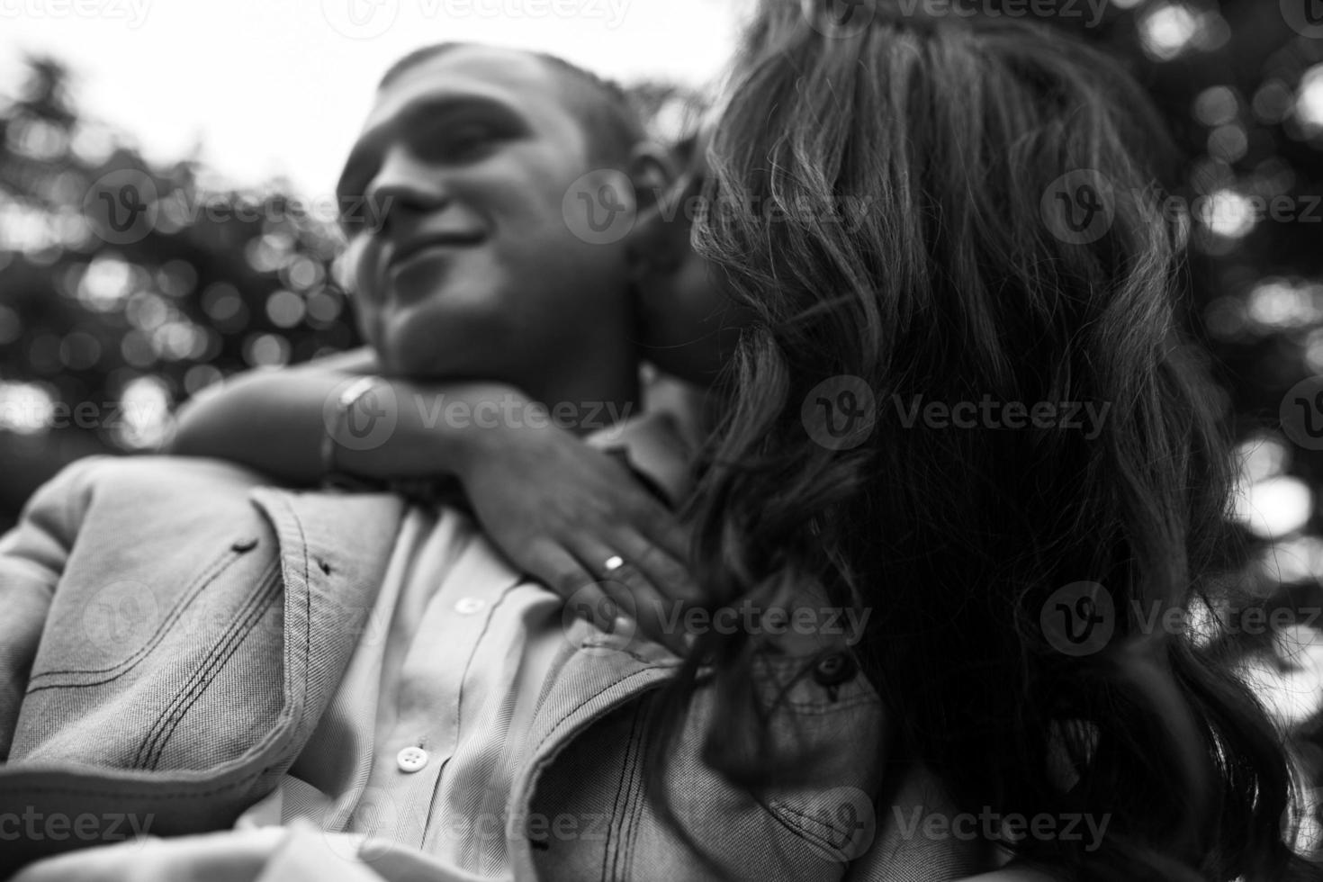 Couple outdoor portrait photo