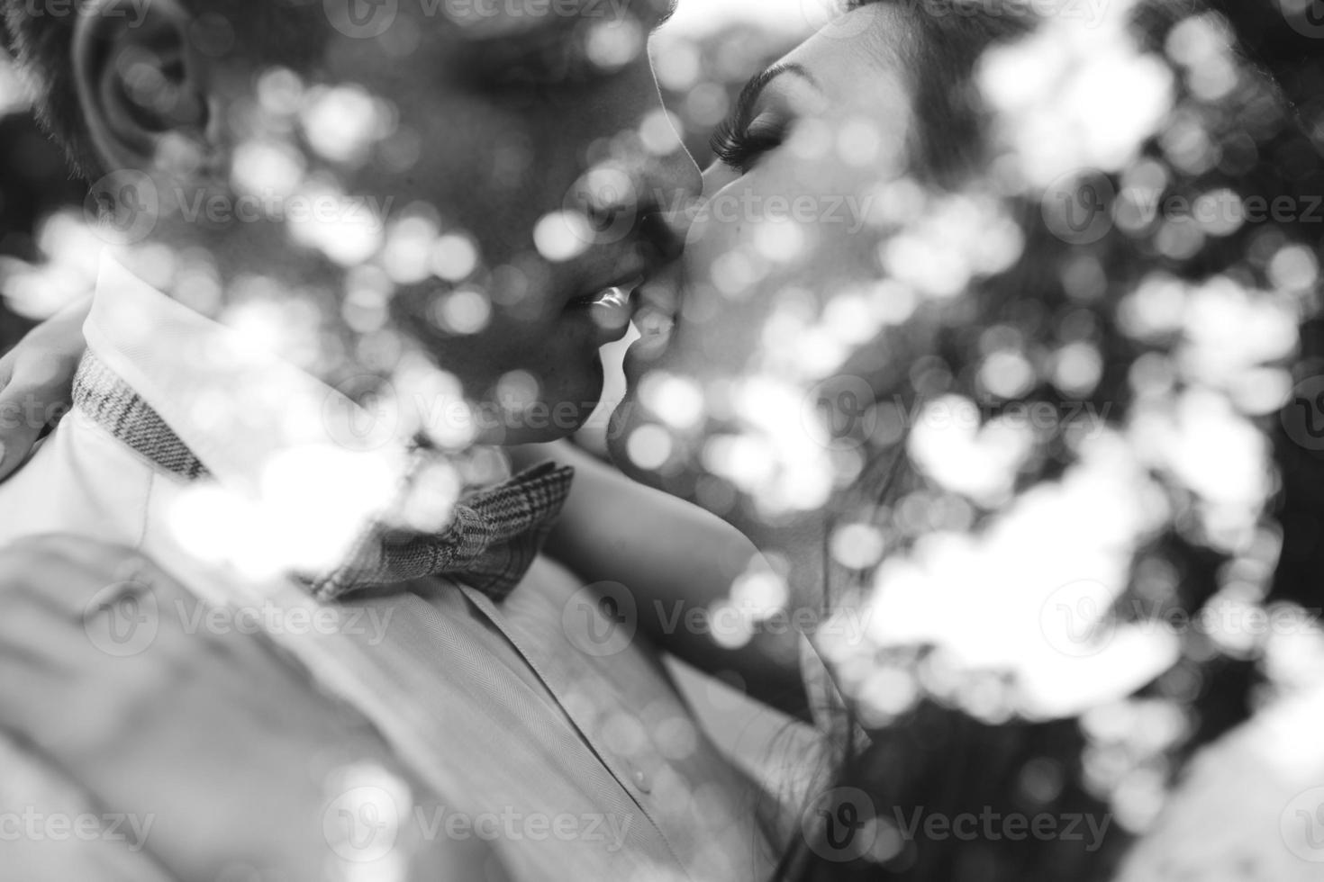 Couple outdoor portrait photo
