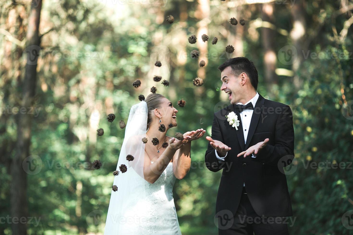 retrato de pareja al aire libre foto