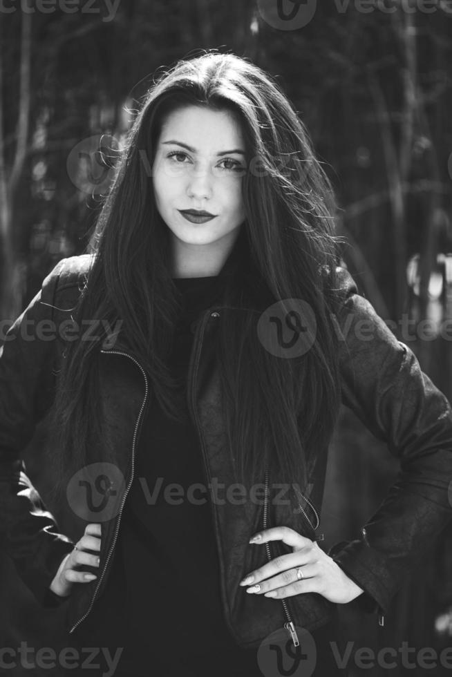 retrato de mujer al aire libre foto