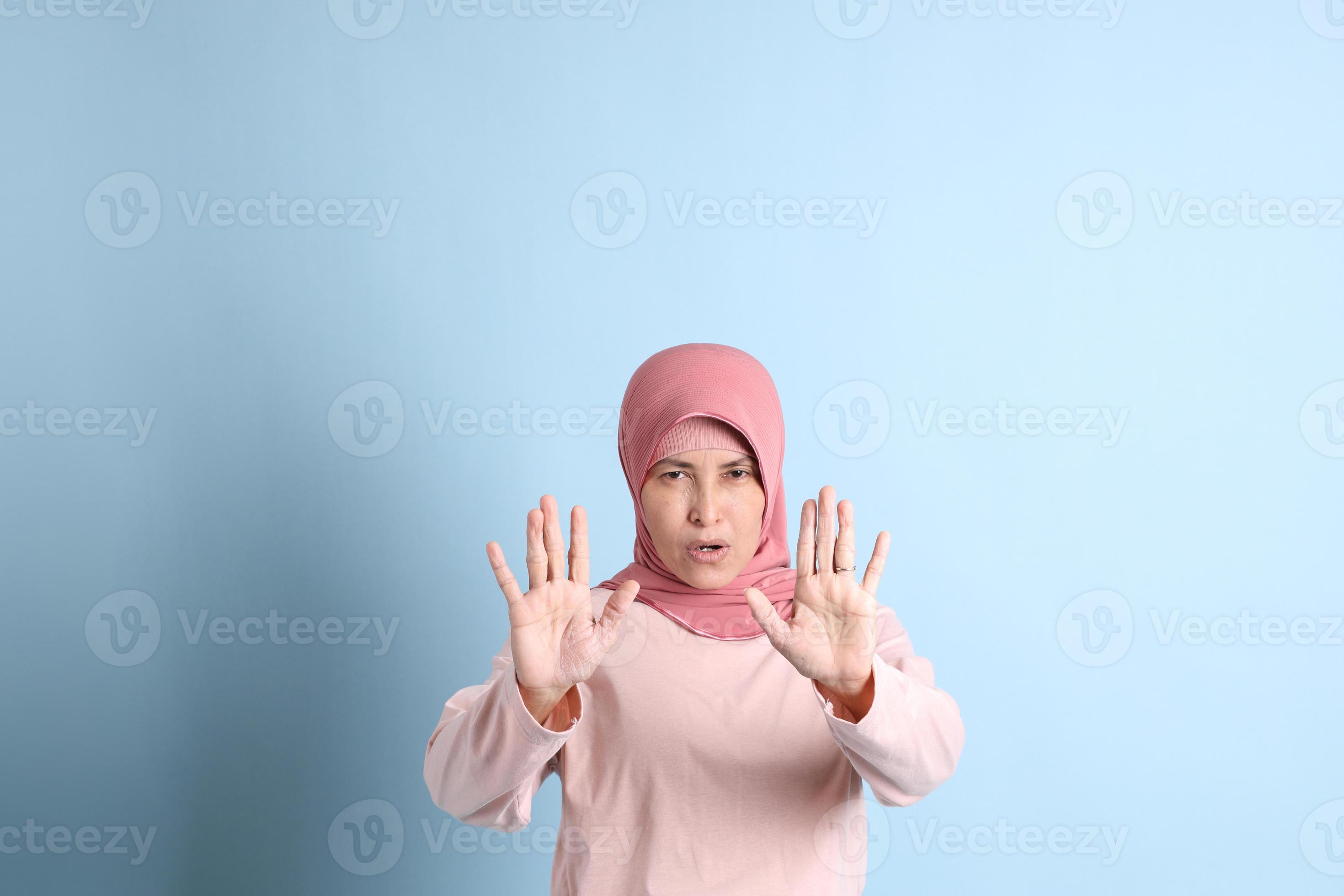 lady with hijab