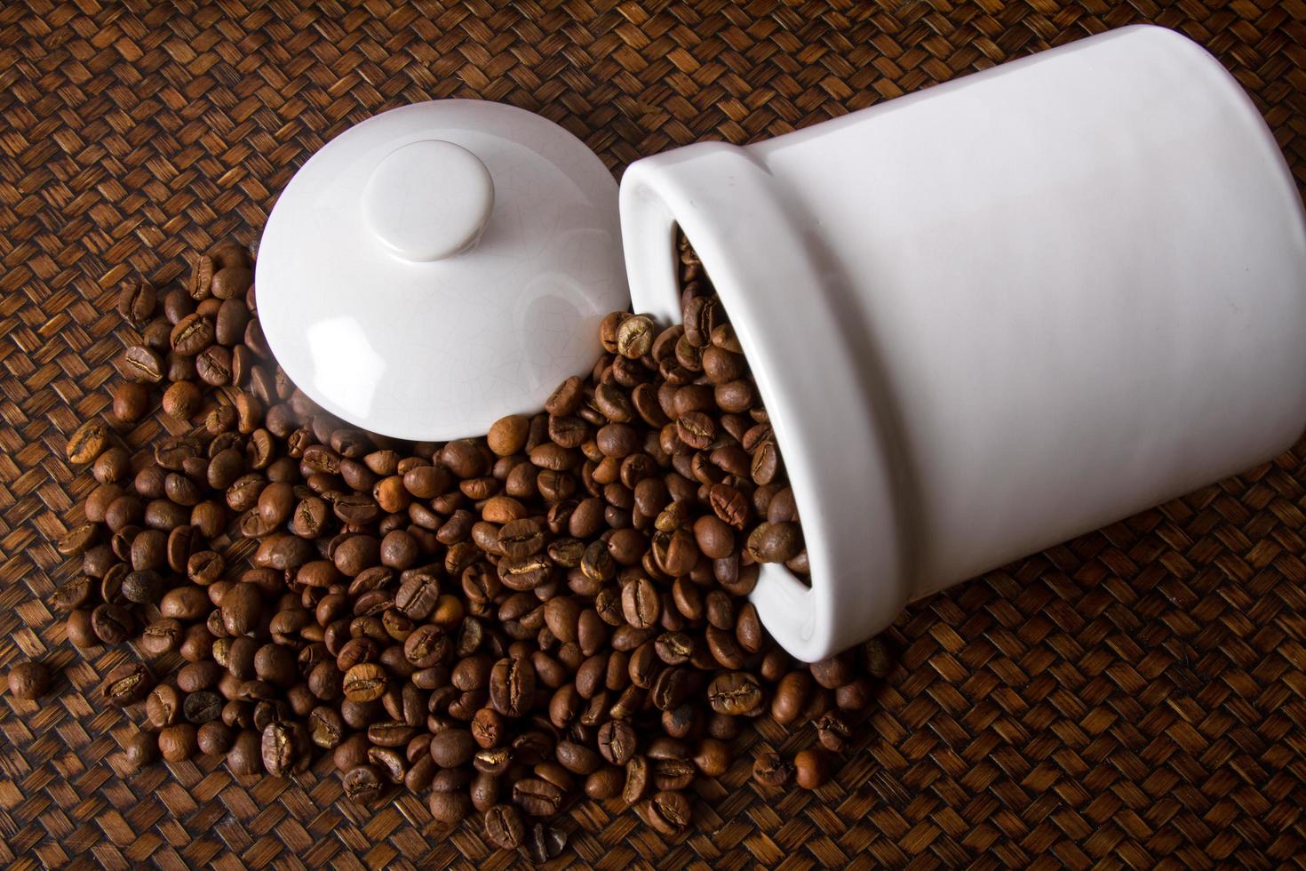 grano de café seco 12565451 Foto de stock en Vecteezy