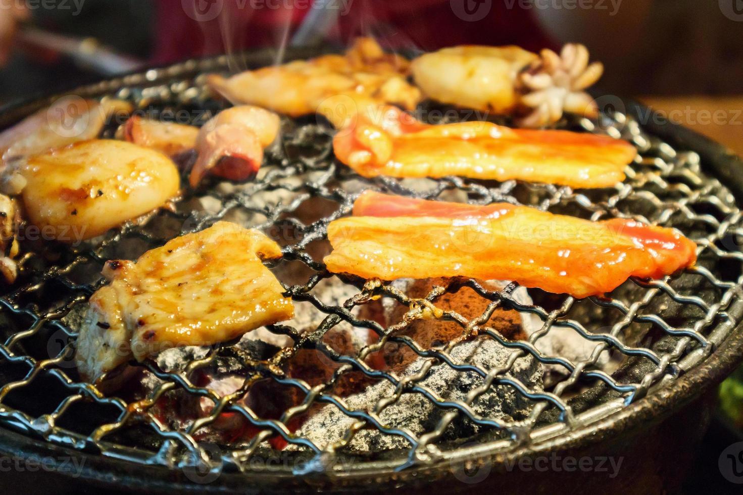 korean barbecue grilled bulgogi 12601274 Stock Photo at Vecteezy