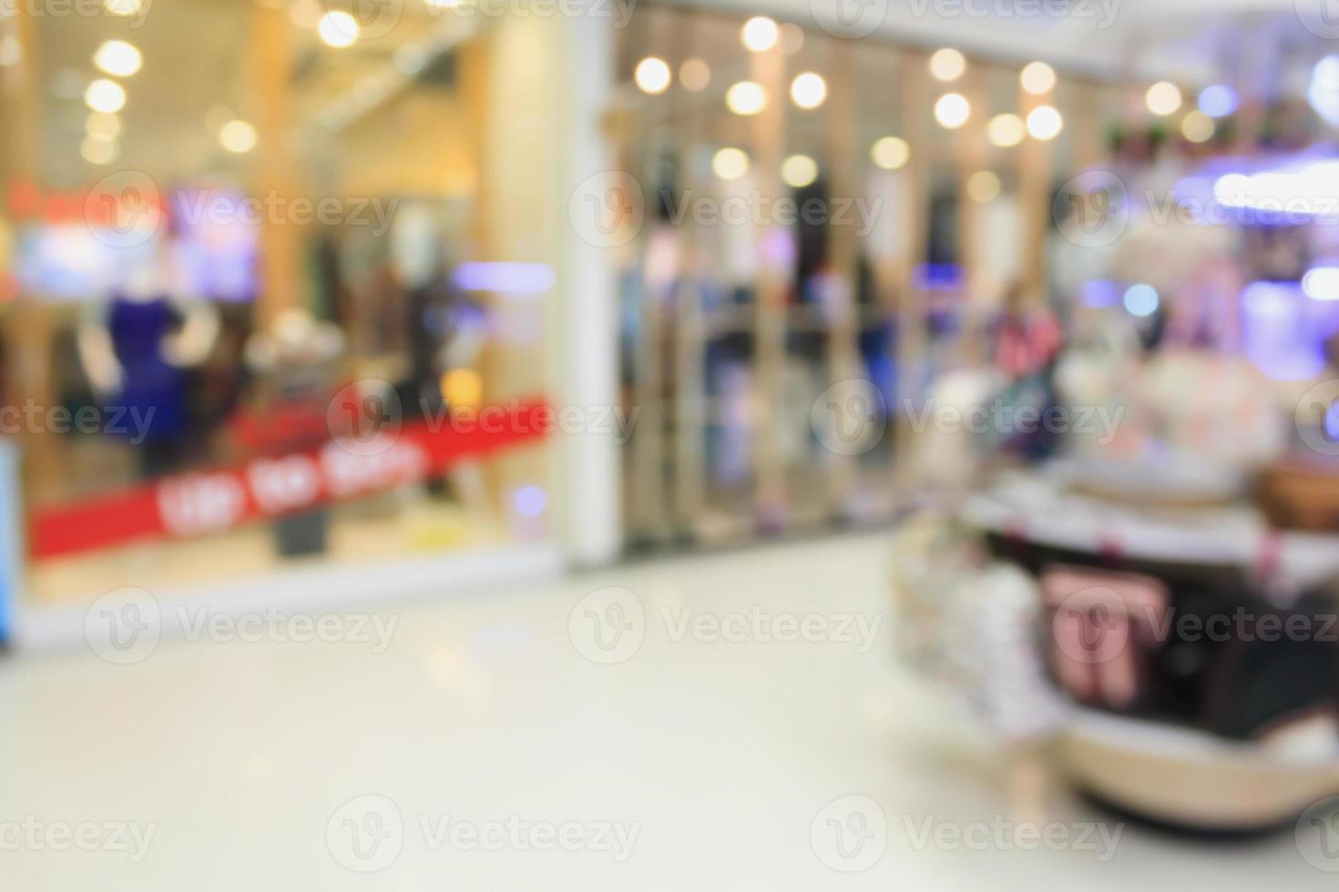 tienda de desenfoque en el fondo del centro comercial foto