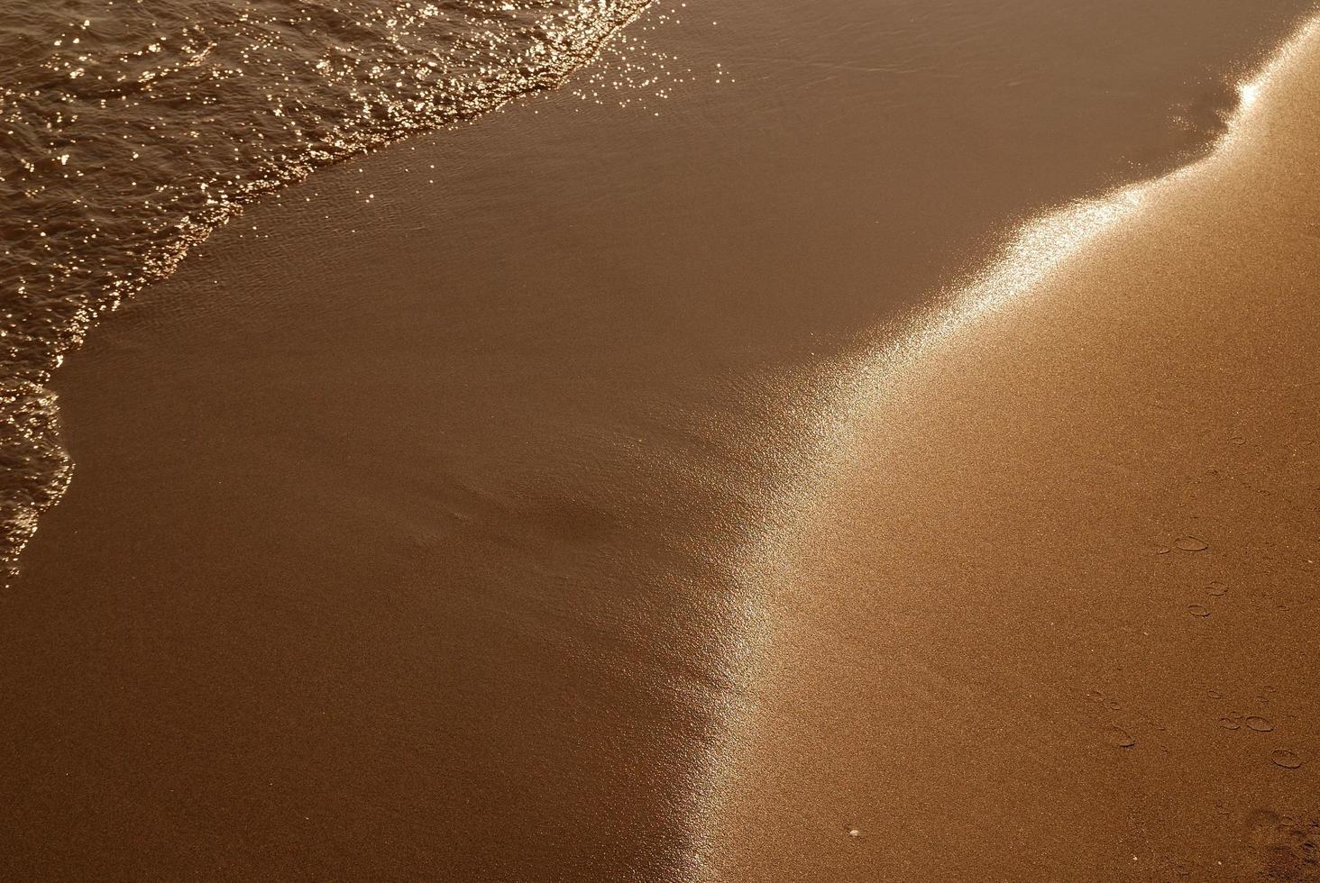 puesta de sol en el mar foto