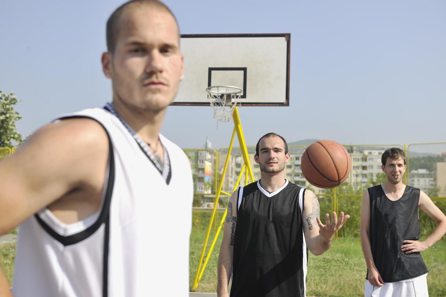 equipo de jugadores de baloncesto foto