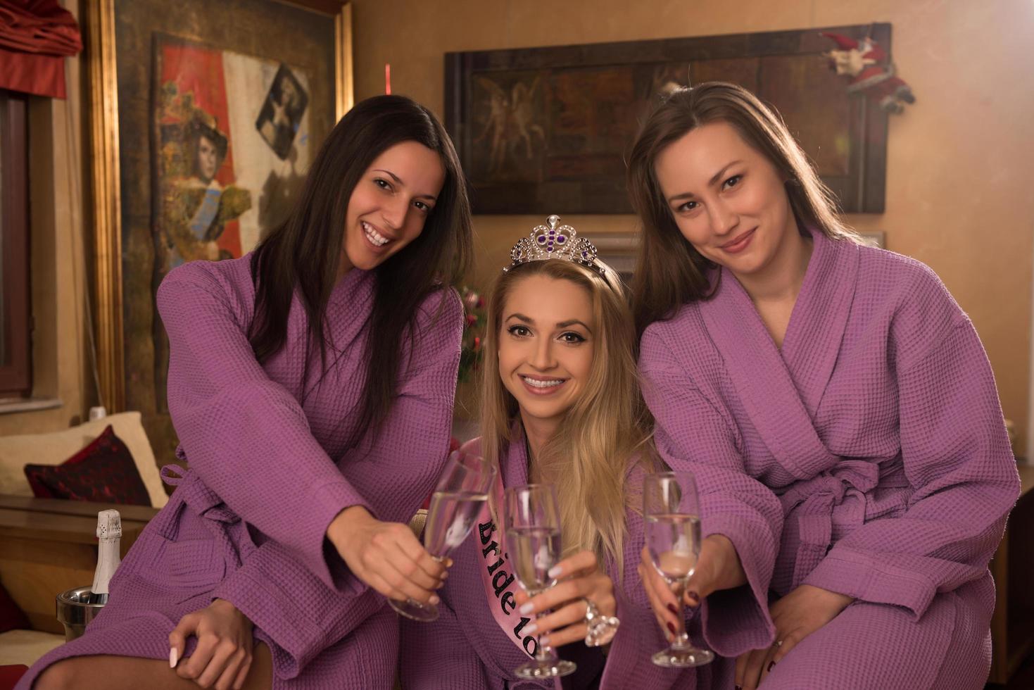 girls have a bachelor party photo