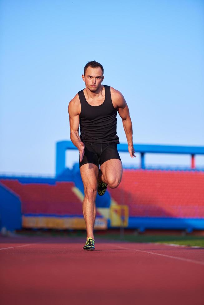 Athletic man start photo