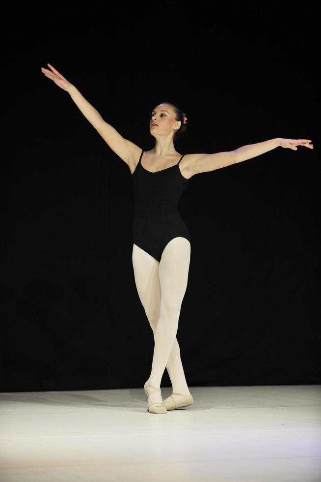 vista de niña de ballet foto
