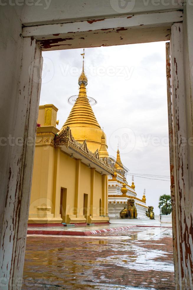 Maha Aungmye Bonzan Monastery, commonly known as the Me Nu Brick Monastery, a historic Buddhist monastery in Inwa, Mandalay region, Myanmar photo