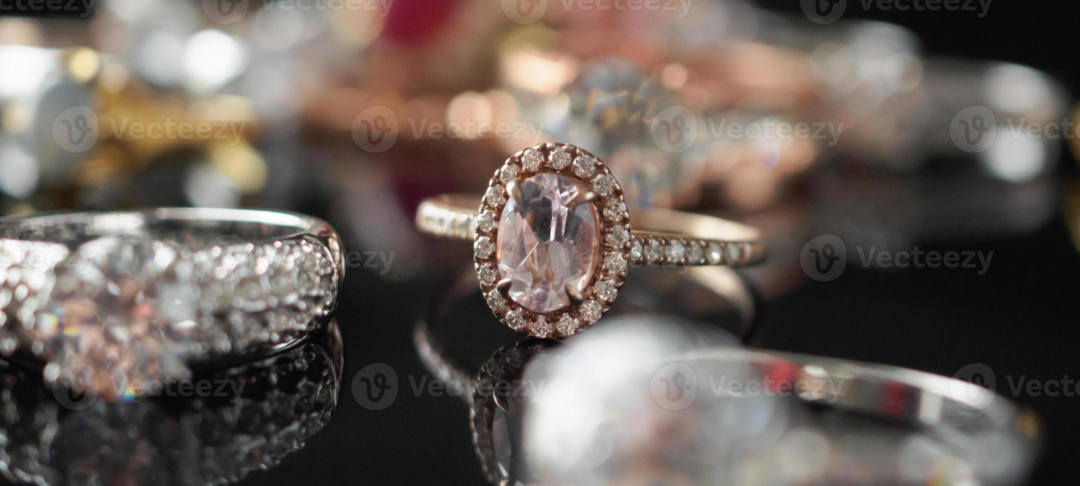 Beautiful diamond rings jewelry background 12663885 Stock Photo at Vecteezy