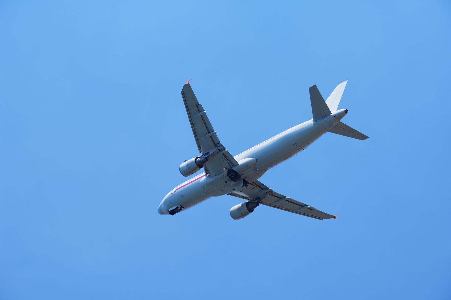 vista de avion moderno foto
