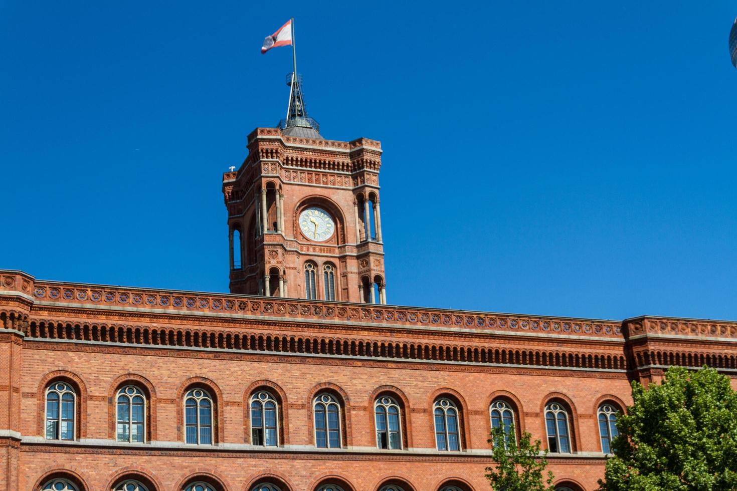 ayuntamiento de berlín rote rathaus en alexanderplatz foto