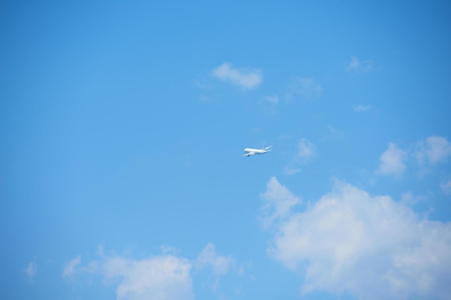 vista de avion moderno foto