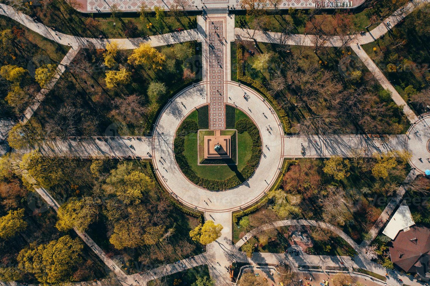 kiev Ucrania. 18 de abril de 2019. monumento taras shevchenko. vista aérea. foto