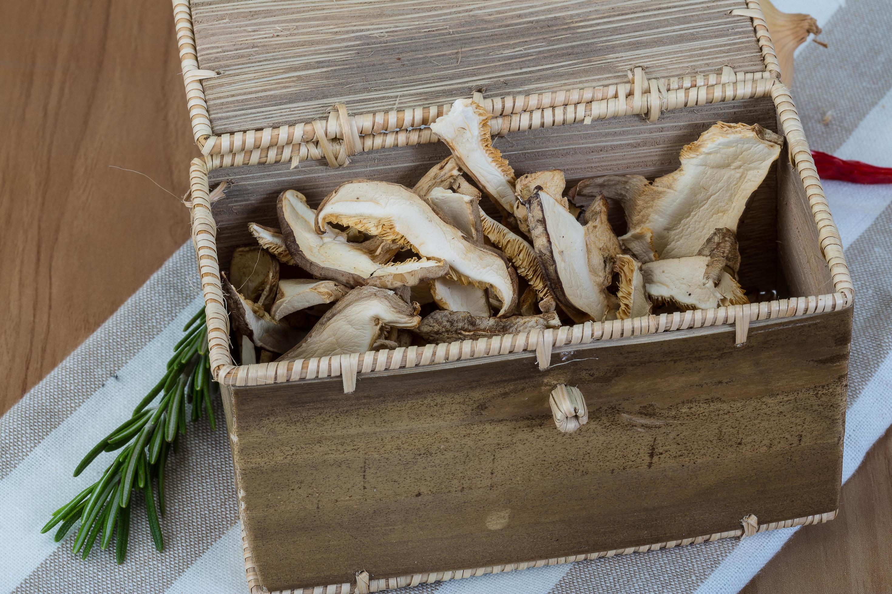Dry shiitake on wood 12770963 Stock Photo at Vecteezy