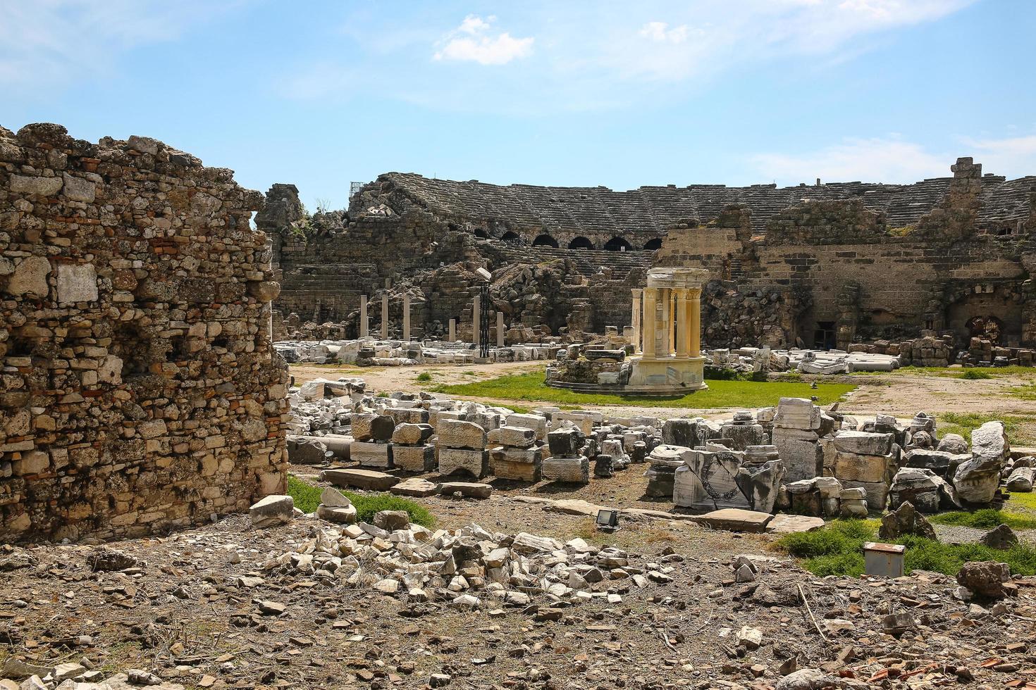 Side ruins view photo