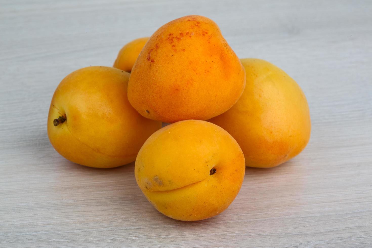 Bunch of apricots photo