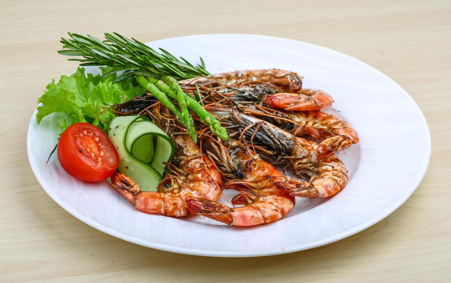 Grilled prawns dish photo