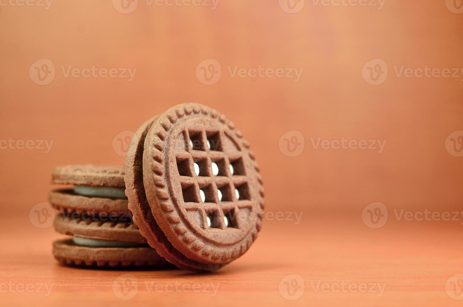 Sandwich round biscuits with vanilla filling photo