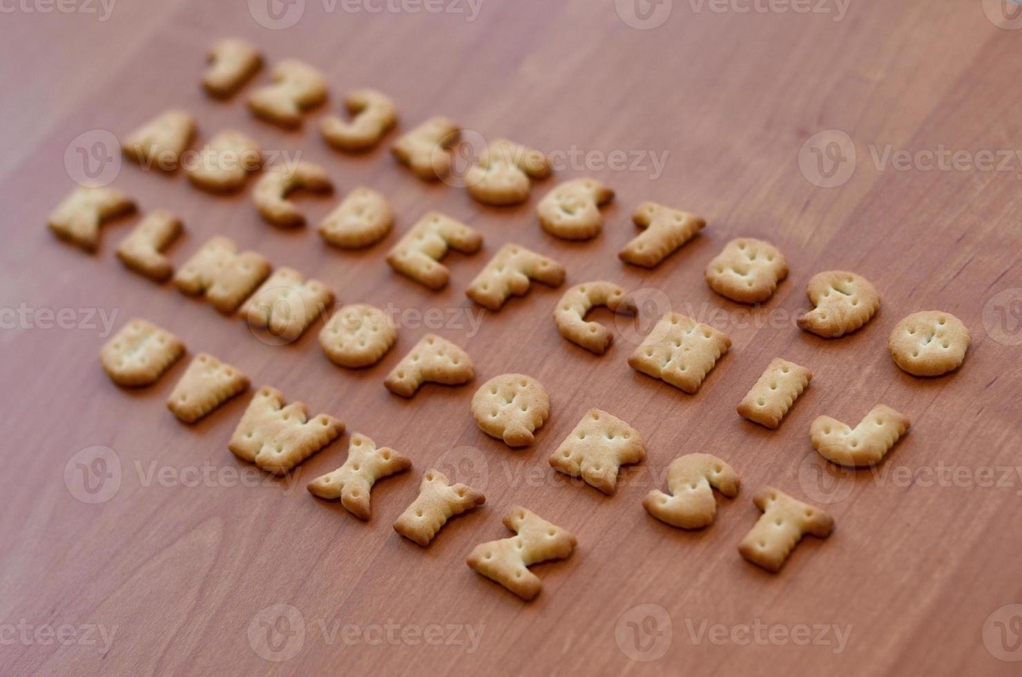 caracteres del alfabeto de galletas foto