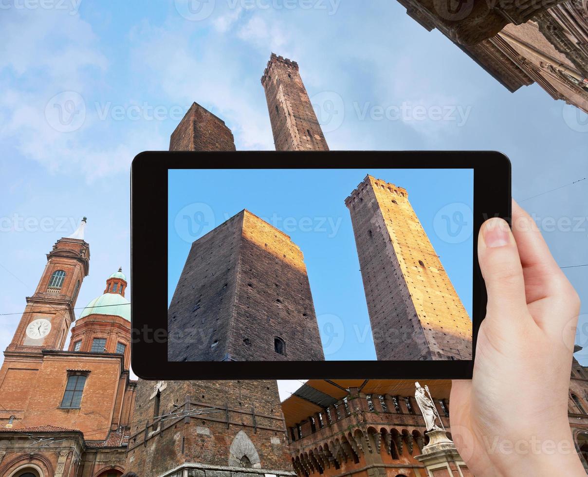 photo of Due Torri Two tower in Bologna, Italy