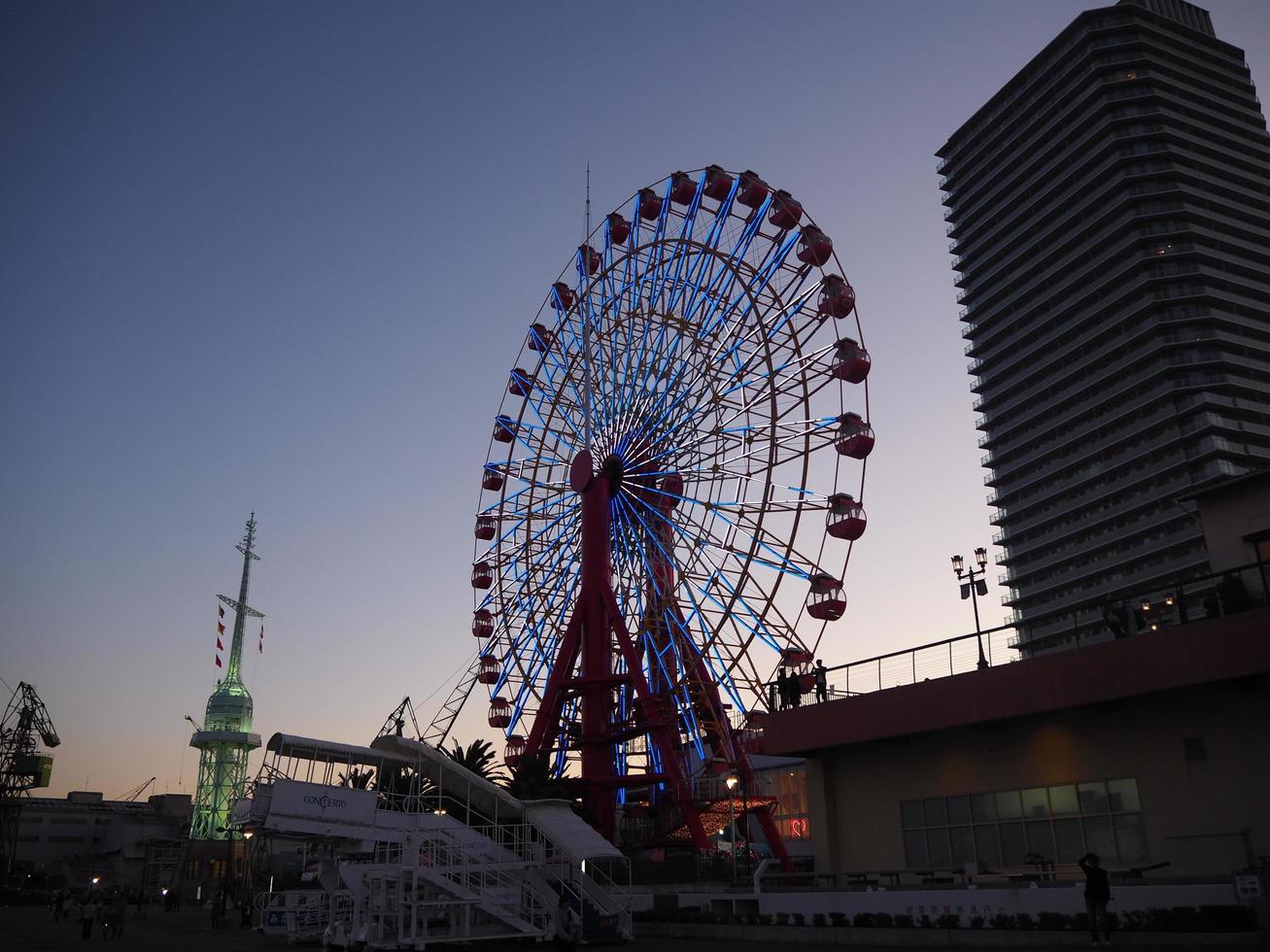 tokio, japón, 8 de noviembre de 2019 la belleza del giro de la rueda en japón foto