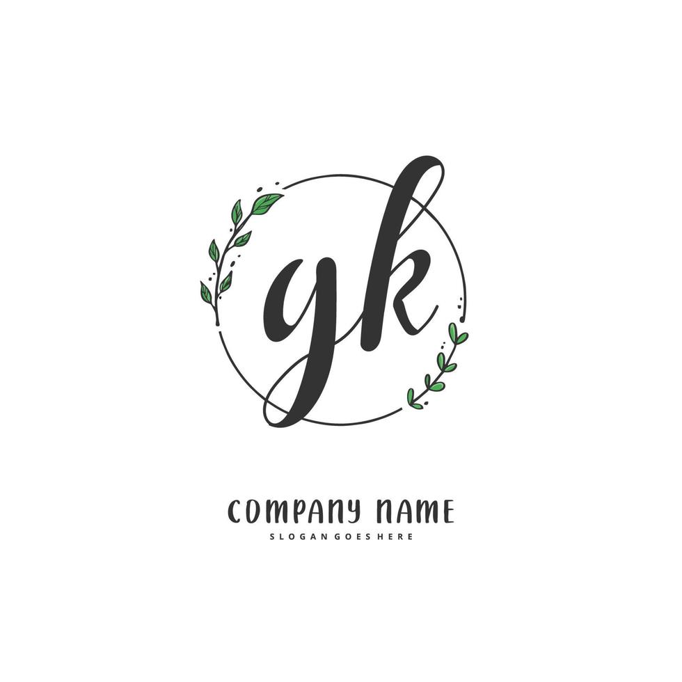 gk escritura a mano inicial y diseño de logotipo de firma con círculo. hermoso diseño de logotipo escrito a mano para moda, equipo, boda, logotipo de lujo. vector