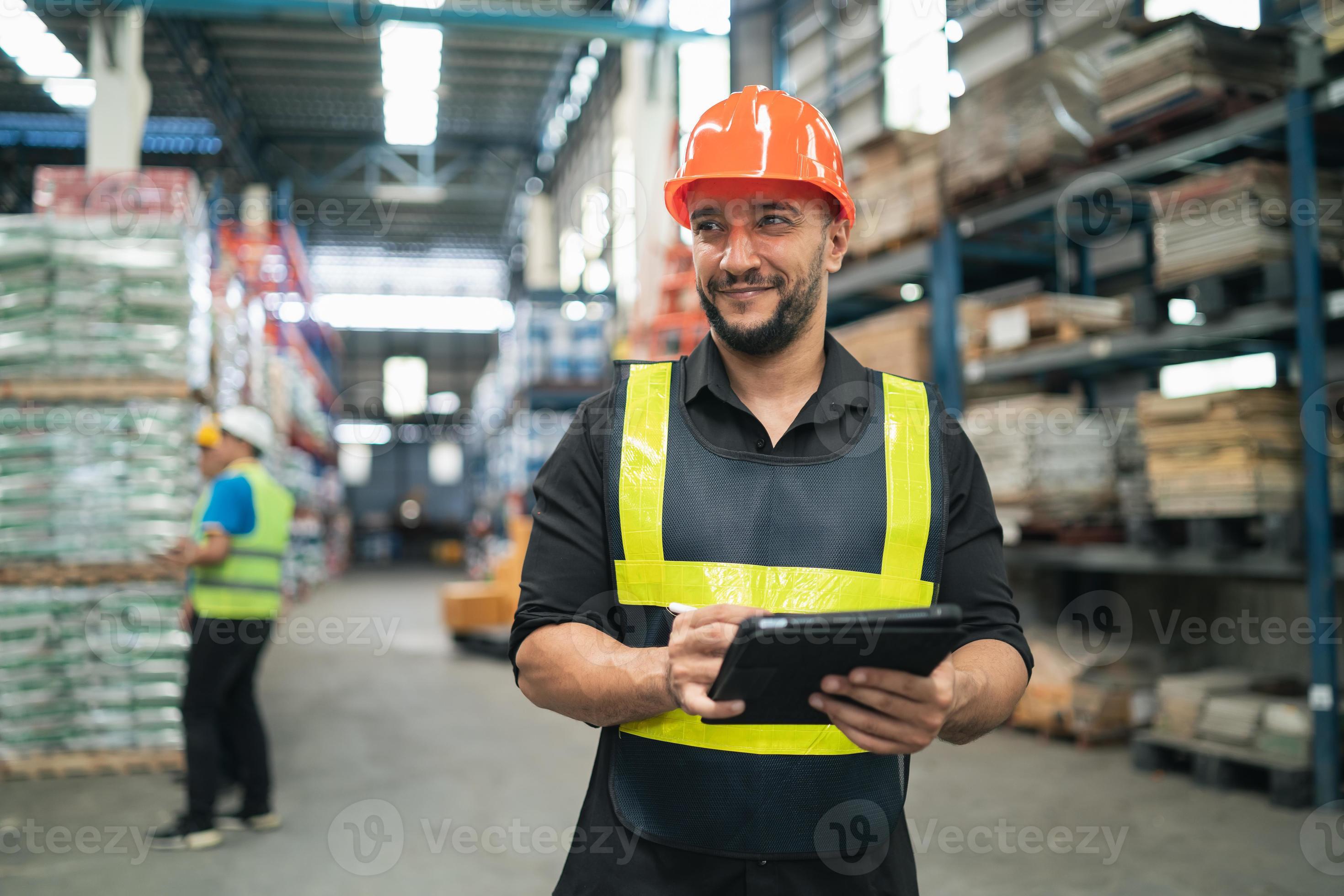 empleado de entregas, hombre, ropa de Foto de stock 2291009775