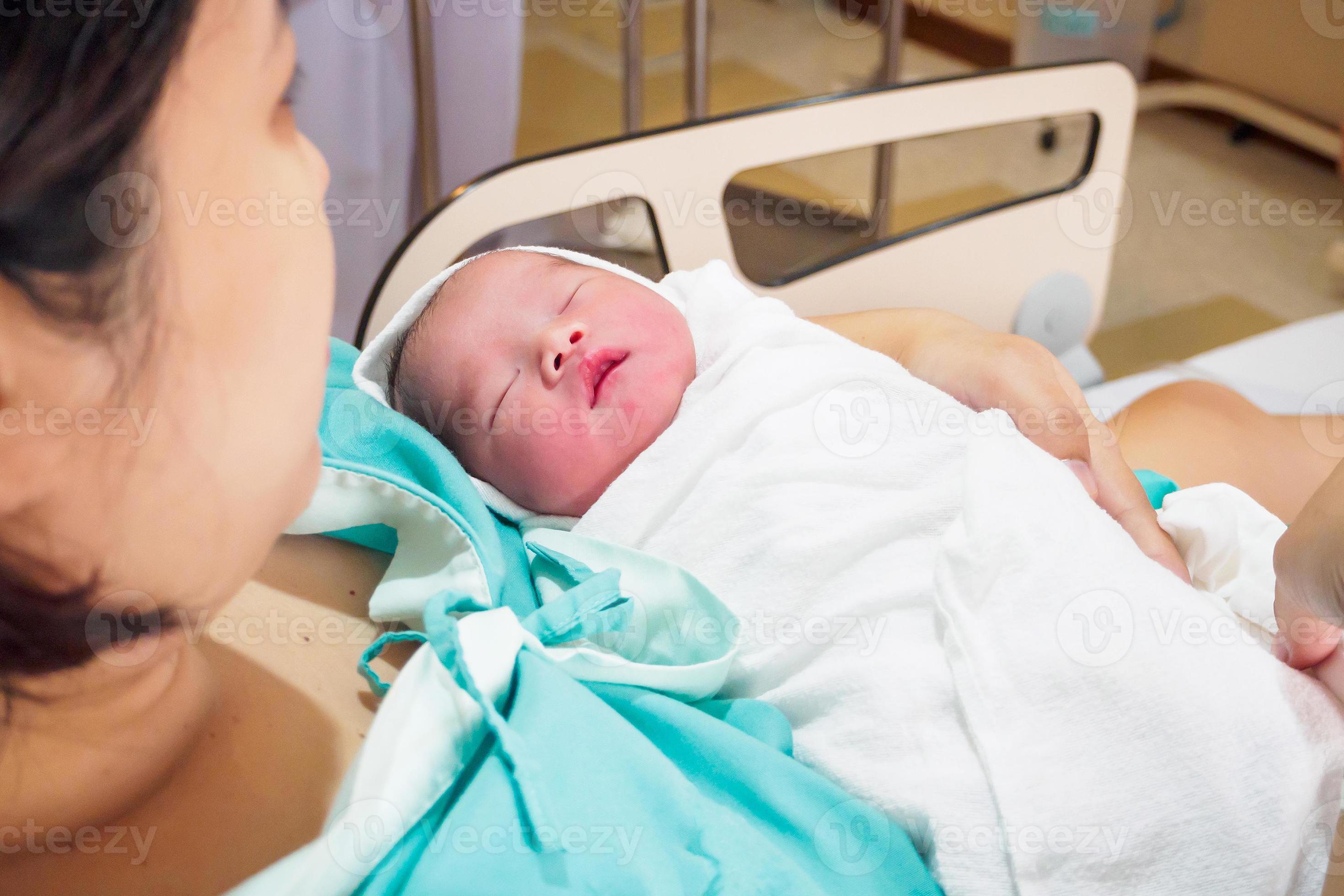 Newborn Baby Girl In Hospital Holding By Mother's Hands, 54% OFF