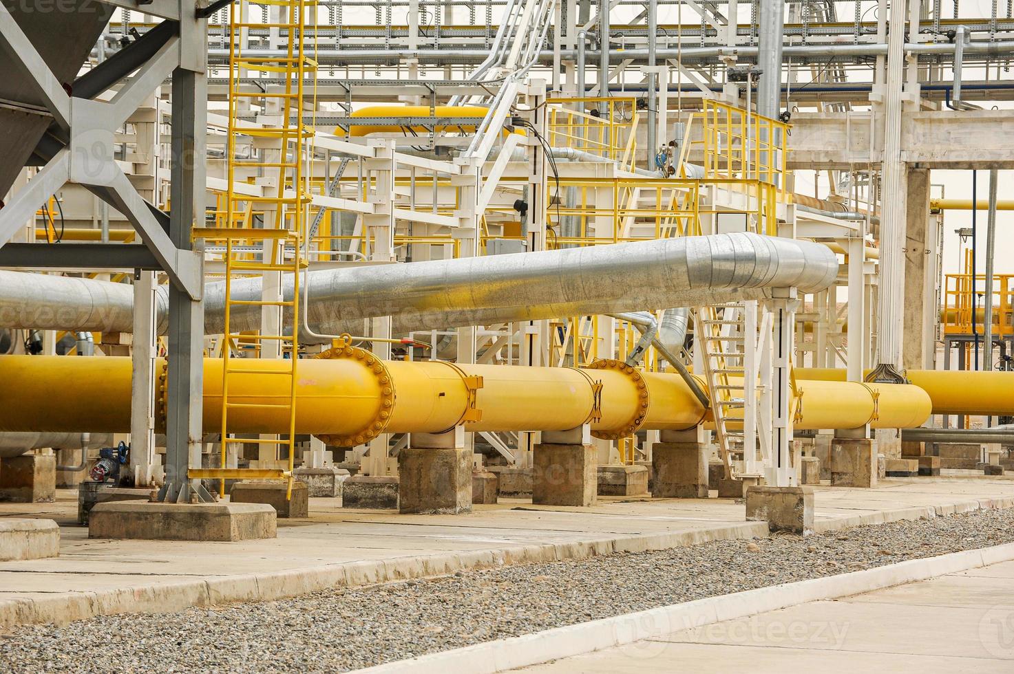 un oleoductos en ingeniería de petróleo y gas y construcción industrial foto