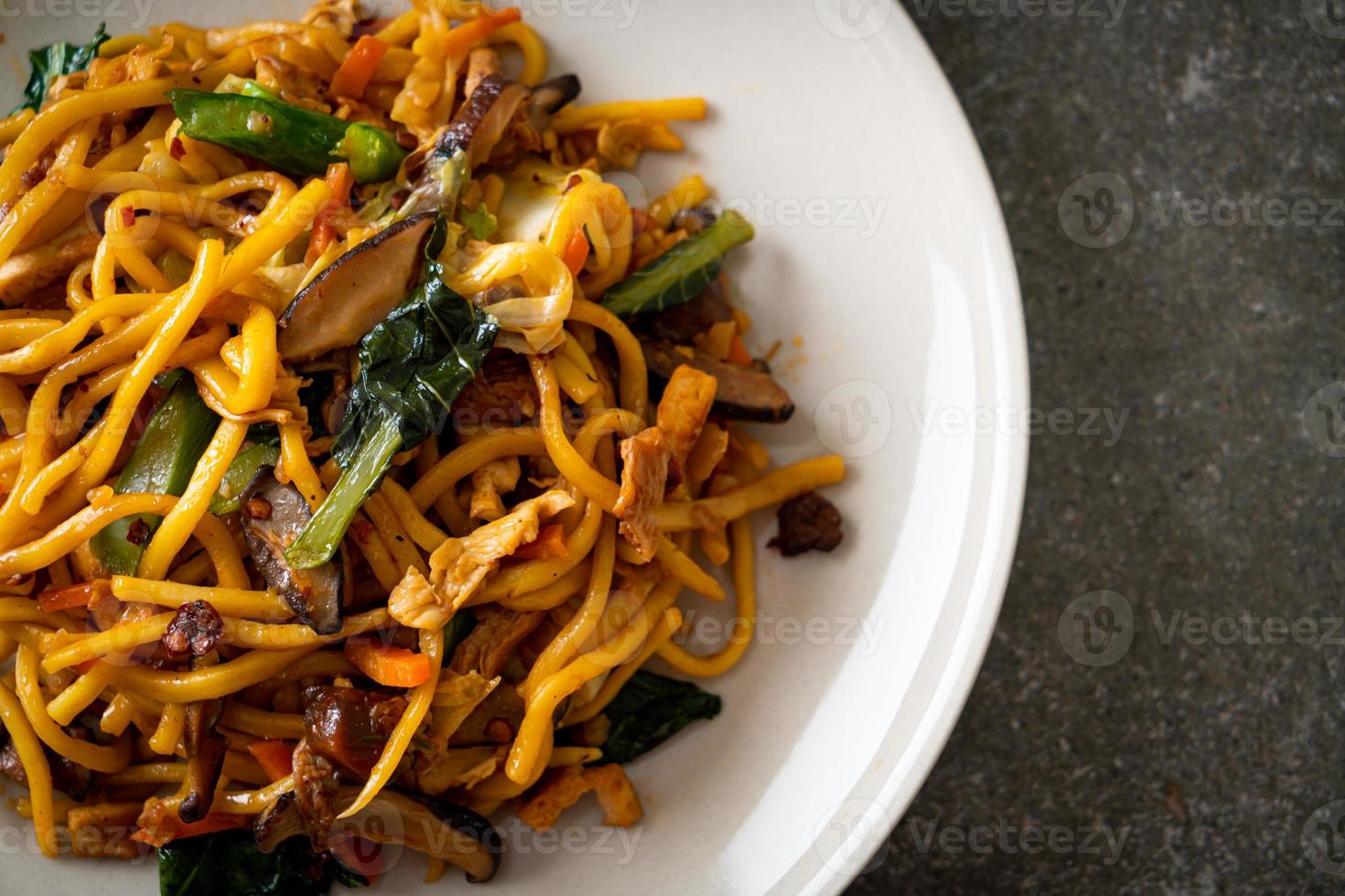 stir-fried yakisoba noodles with vegetable in vegan style 12827818