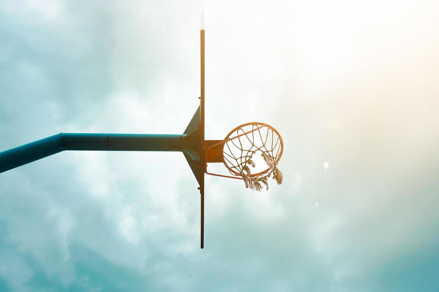 aro de baloncesto callejero, equipamiento deportivo foto