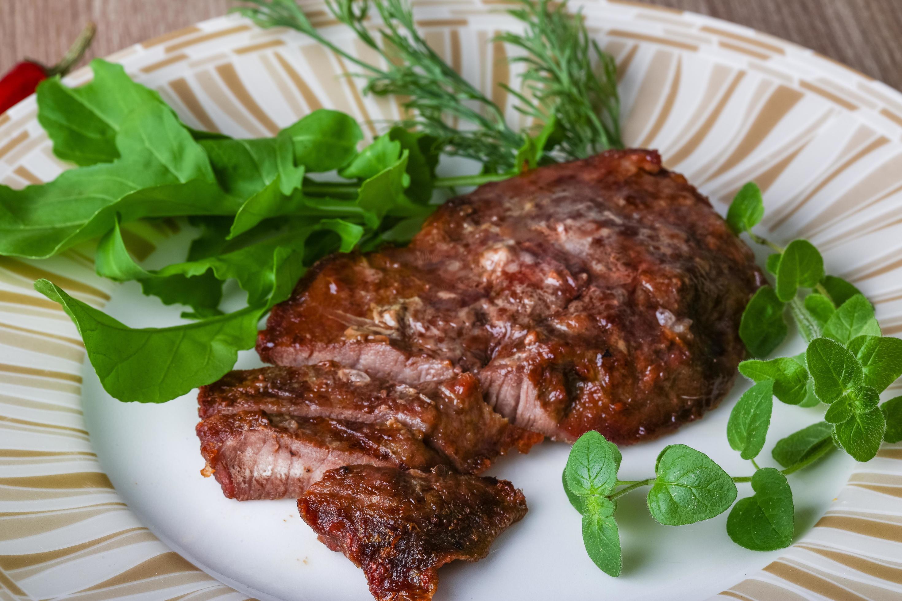 roasted-beef-dish-view-12843541-stock-photo-at-vecteezy