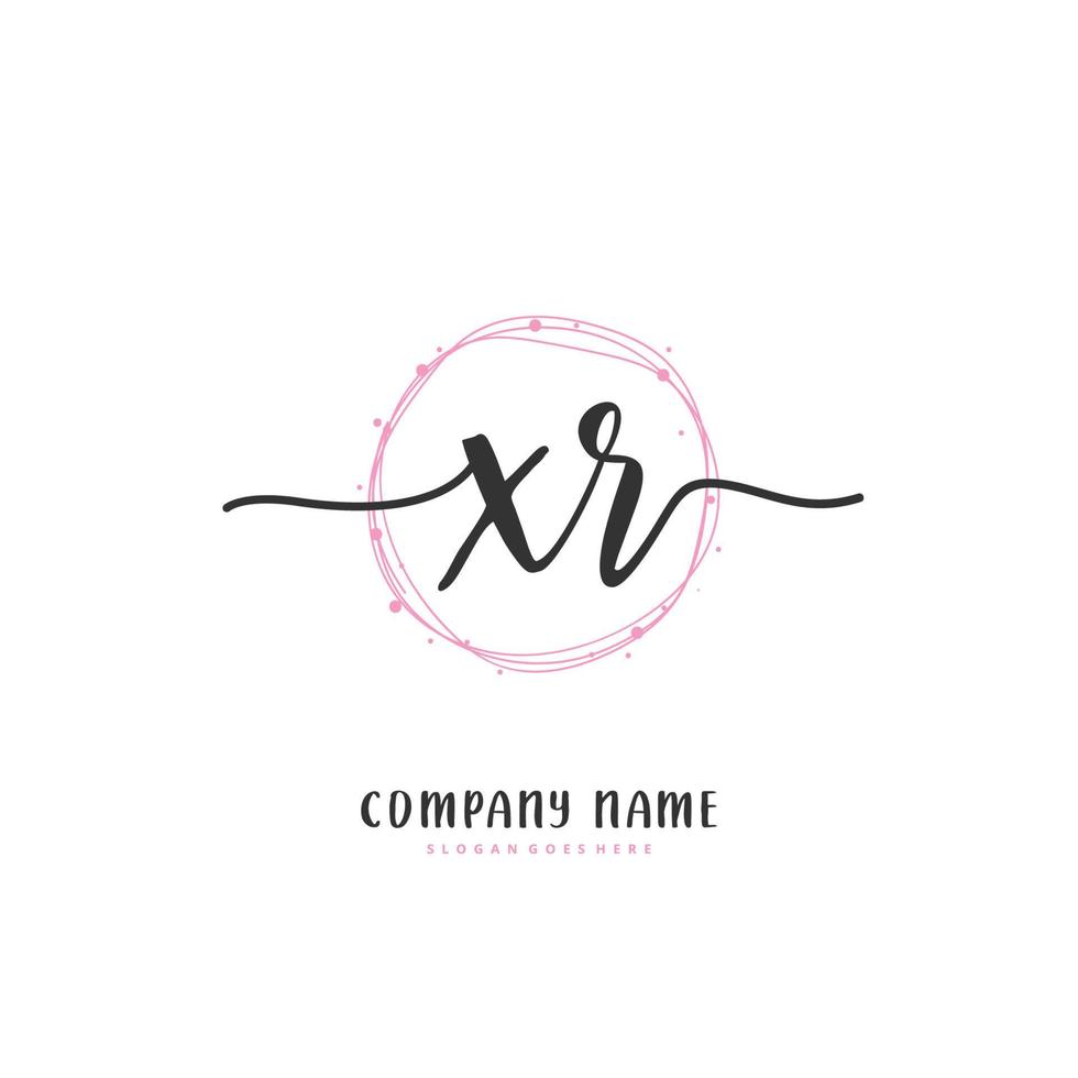 xr escritura a mano inicial y diseño de logotipo de firma con círculo. hermoso diseño de logotipo escrito a mano para moda, equipo, boda, logotipo de lujo. vector