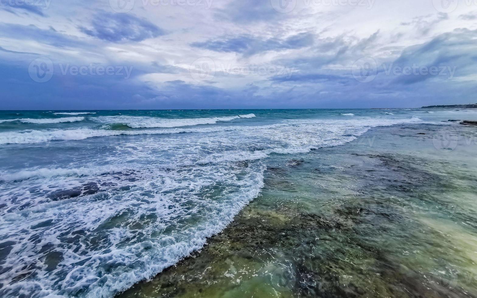 huracán 2021 tormenta tormenta tropical en playa del carmen méxico. foto