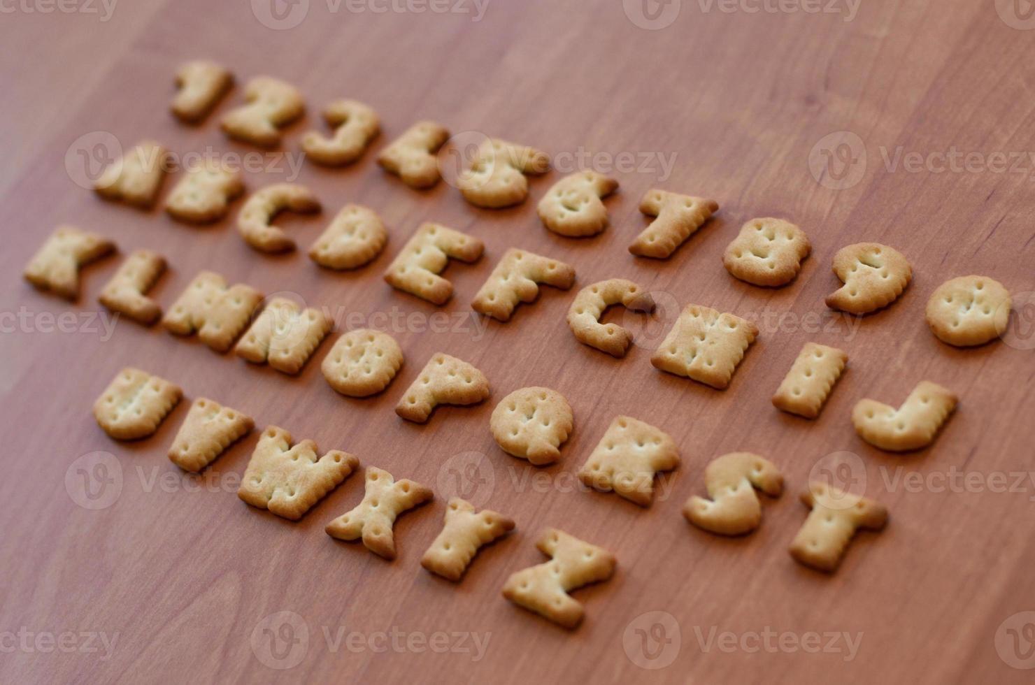 caracteres del alfabeto de galletas foto