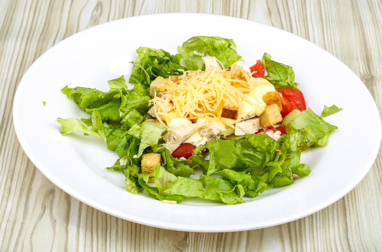 plato de ensalada césar vista foto